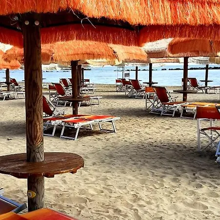 Civico 38. Vista Mare, Modernita E Confort A Soli 2 Minuti A Piedi Dalla Spiaggia. Montesilvano Marina