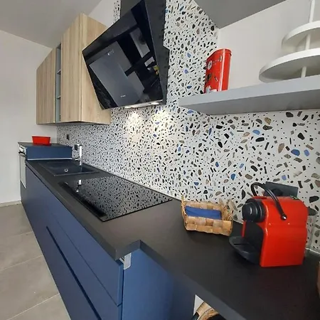 Apartamento Civico 38. Vista Mare, Modernita E Confort A Soli 2 Minuti A Piedi Dalla Spiaggia.